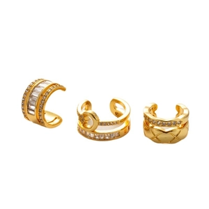 Lot de trois boucles d'oreilles clips dorées avec zircons et motifs étoile lune