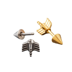 Titanium steel arrow stud earrings in gold and silver finish with threaded design