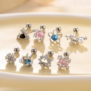 Pendientes de acero de titanio con circonitas de colores y perlas artificiales