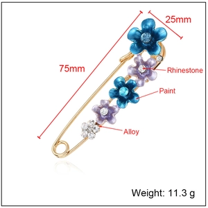 Broche épingle fleur avec strass et émail bleu et violet de 75mm x 25mm