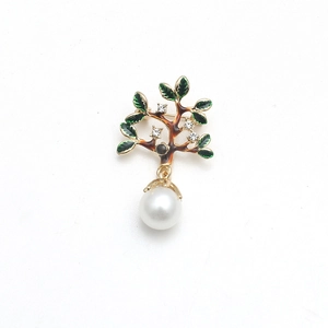 Broche arbre élégante avec feuilles en émail vert, cristaux et grande perle blanche