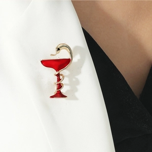 Mode Legierung Schale der Hygieia Medizinische Brosche Mit Strass Emaille Schlange Cup Design Arzt Apotheker Abzeichen Schmuck Pin