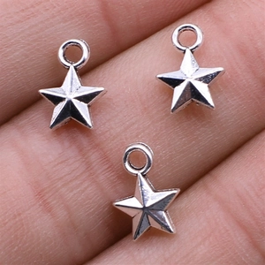 Drei glänzende 8x11mm sternförmige Metallanhänger für die DIY Schmuckherstellung