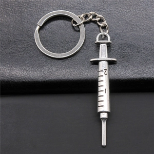 Vintage Zinc Alloy Syringe Pendant Keychain Retro Metal Medical Needle Tube Bag Hanging Ornament For Doctor Nurse Gift
