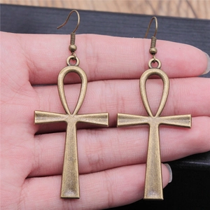 Retro bronze Ankh cross drop earrings with vintage finish and minimalist hook design