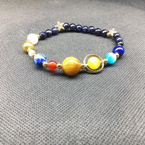 Bracciale galassia sistema solare con pietre naturali e perline a stella dorate