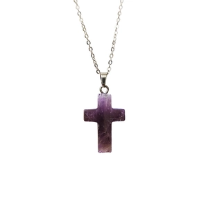 Collier Pendentif Croix en Pierre Naturelle Sculpté à la Main Bijoux en Cristal de Quartz pour Hommes Femmes Cadeau