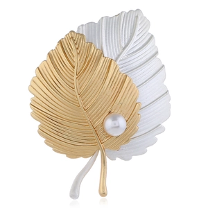 Broche Feuille en Alliage Or Argent Mat Avec Imitation Künstliche Perle Bijoux de Mode Inspirés de la Nature pour Femme