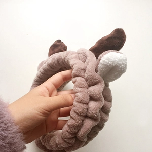 Bandeau élastique en peluche avec bois de renne pour le lavage du visage et maquillage