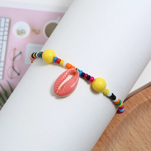 Handmade colorful beaded shell charm bracelet with bohemian style for beach and summer