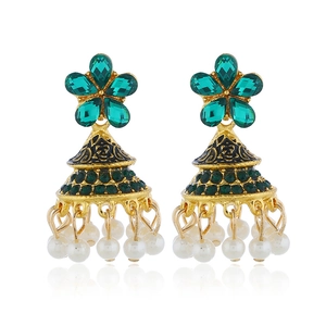 Boucles d'oreilles Jhumka indiennes vintage avec cristal vert et perles blanches