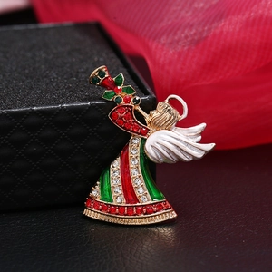 Exquisite Weihnachts-Engelsbrosche mit roten und grünen Strasssteinen auf Goldbasis