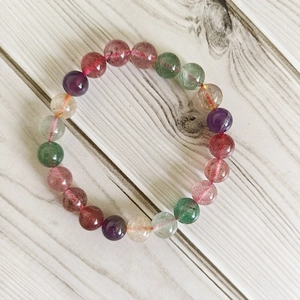Natürliches buntes Kristallperlenarmband mit Amethyst, Erdbeerquarz und Citrin Steinen