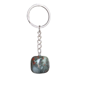 Porte-clés en pierre de sang naturelle avec pendentif carré et anneau en argent