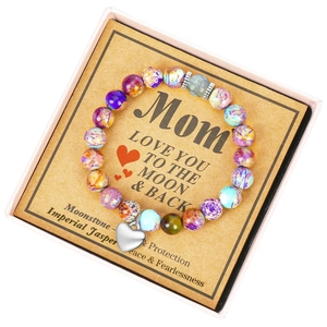 Pulsera de jaspe cebra y piedra de luna con dije de corazón y caja para mamá