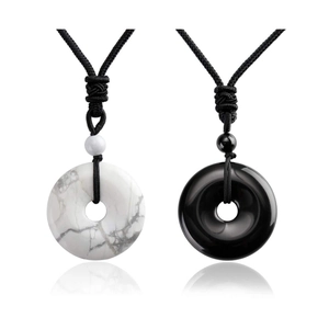 Pendentifs ronds classiques en pierre noir et blanc marbre avec collier en cordon tissé