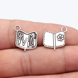Vintage Legierung Maniküre Werkzeugkasten Charms Antiksilber Schere Pinzette Anhänger Für DIY Schmuckherstellung Handwerk Zubehör