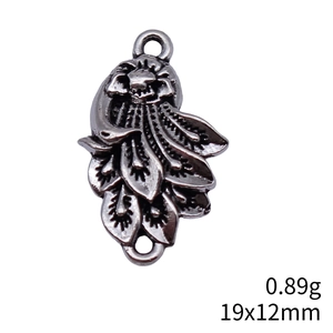 Antiek zilveren pauwenveer hanger connector 19x12mm voor DIY vintage sieraden maken