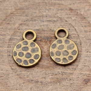 Hammered round alloy pendants with vintage bronze finish for DIY jewelry making