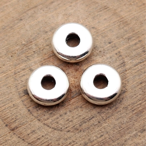 Lot de trois perles d'espacement rondes en argent poli sur bois pour la création de bijoux