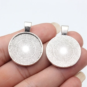 Silver round zinc alloy pendant base with geometric grid pattern for DIY jewelry