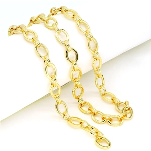Λεπτομέρεια αλυσίδας με οβάλ κρίκους 18K χρυσού για δημιουργία χειροποίητων κοσμημάτων