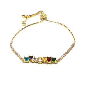 Verstellbares 18K vergoldetes Armband mit bunten Zirkonsteinen und Buchstaben O Design
