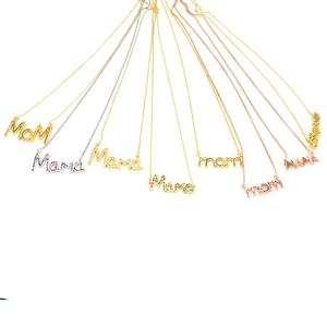 Colliers tendance MAMA et MOM avec zircons colorés en finitions or, argent et rose
