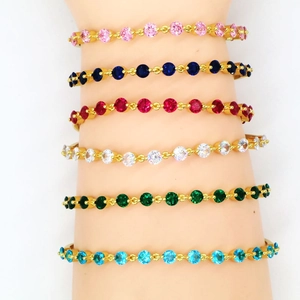 Luxus Kupfer Zirkonia Manschettenarmband Für Damen Vergoldet Offener Geometrischer Armreif Hochwertiger Mode Nischenschmuck