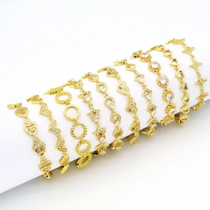 Vintage Gold Vergoldetes Kupferarmband Für Damen Eingelegter Zirkon Schmetterling Herz Stern Kreuz Flugzeug Geometrisches Armband