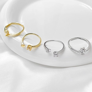 Anelli regolabili placcati oro 14k e argento con base a fiore per creazione di gioielli