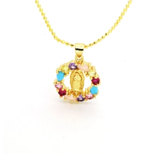 Collana con Maria Vergine dorata e ciondolo a cuore con zirconi colorati
