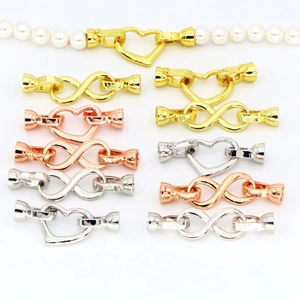 Chiusura per Gioielli in Rame Placcato Oro 18K a Cuore Infinito Accessorio DIY per Collana di Perle Bracciale Connettore