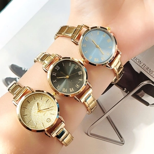 Elegantes Damen Quarzuhren-Set mit goldener Kette und römischen Zifferblättern in drei Farben
