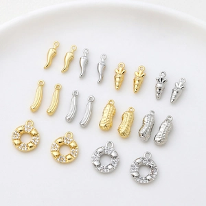 Pendentifs DIY en Cuivre Plaqué Or 14K Forme Fruits Légumes Cacahuète Breloques Cercle Strass pour Fabrication Bijoux