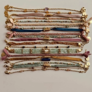 Pulsera Bohemia Retro de Cobre con Cuentas para Mujer con Cinta de Satén y Colgante de Corazón Joyería Ajustable Regalo