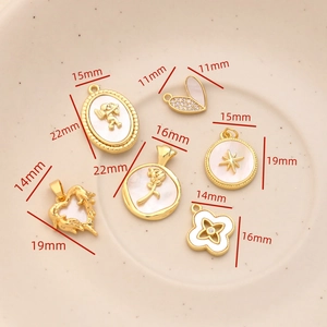 Detailed size chart for gold-plated brass pendants with mother of pearl and zircon inlays