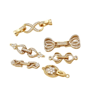 Fermoirs de bijoux en laiton plaqué or 18 carats avec zircones cubiques en six styles variés