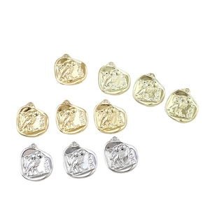 Colgantes de moneda de búho en oro y plata estilo griego antiguo para joyería DIY