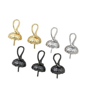Cappucci per ciondoli fai-da-te in oro, argento e nero con texture a nido d'ape per perle
