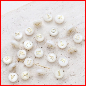 Natural White Shell Gold Initial Letter Beads Round Alphabet Disc Spacer Beads For DIY Necklace Bracelet Jewelry Making Supplies