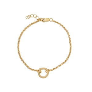 Elegant gold-plated Rolo chain bracelet with circular ring clasp on white background