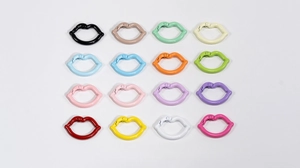 Lip-shaped spring ring alloy buckles in sixteen vibrant colors for DIY keychains