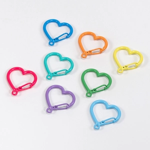 Set di 8 chiusure a molla colorate a forma di cuore per gioielli fai da te e portachiavi