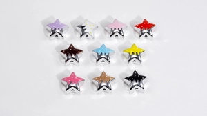 Détails de perles étoiles colorées en émail pour la création de bijoux et accessoires DIY