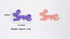 Détails des breloques LOVE en acrylique pour bijoux DIY 34mm x 51,6mm et 3,4g