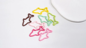Fermoirs mousquetons colorés en forme de requin pour bijoux DIY et accessoires porte-clés