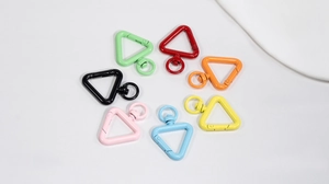 Colorful triangle spring carabiner hooks with 360-degree rotating rings in seven vibrant colors