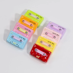 Colgantes de acrílico coloridos de casete retro de los 90 para llaveros y joyas DIY