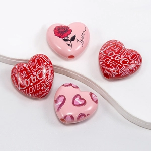 Acrylic heart beads with rose and love lettering for DIY jewelry and keychain making